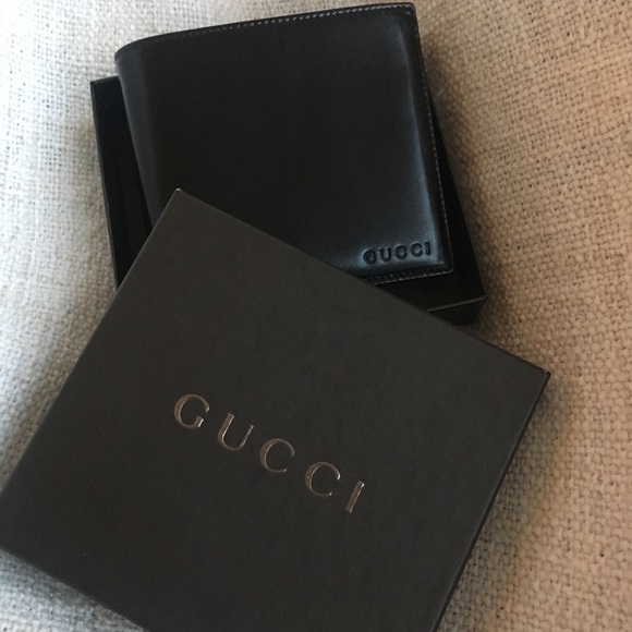gucci black leather wallet